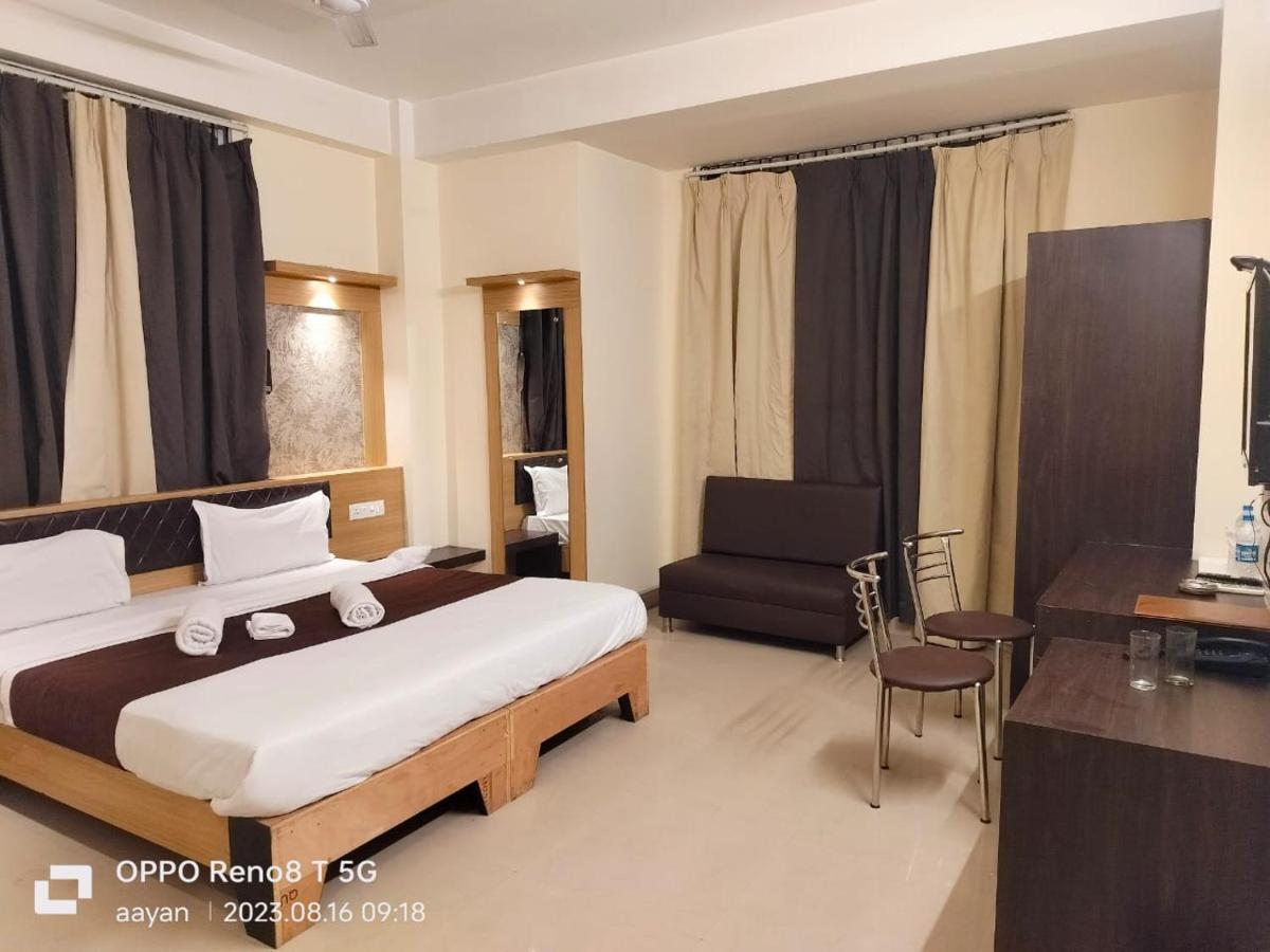 Hotel Jaysha Guwahati Buitenkant foto